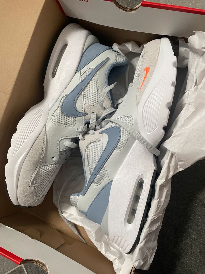 Nike Air Max Fusion 45.5 neu weiß grau blau in Dinslaken