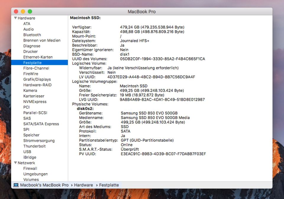 MacBook Pro A1286 (15'', 500GB SSD, 16GB RAM, i7 2,2 GHz) in Hamburg