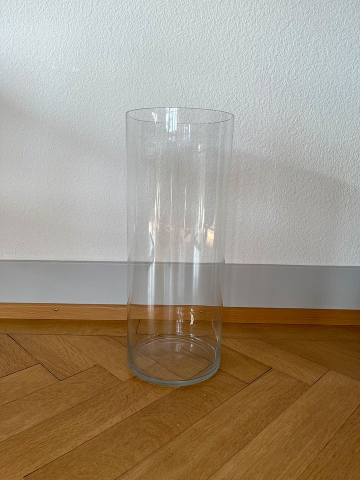 Bodenvase Glas in Bergisch Gladbach