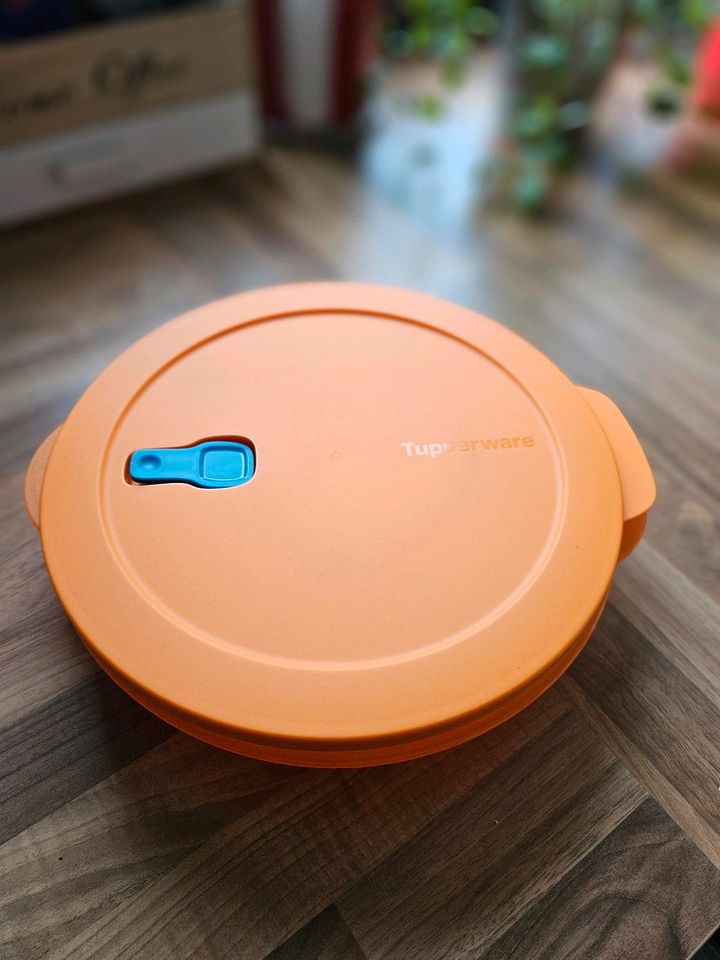 Tupperware Crystal Wave Menüteller für die Mikrowelle, 1,6 l in Handorf