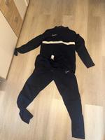 Nike Tracksuit Quarter Zip / 1/4 Zip Gr. m Navy Düsseldorf - Oberbilk Vorschau
