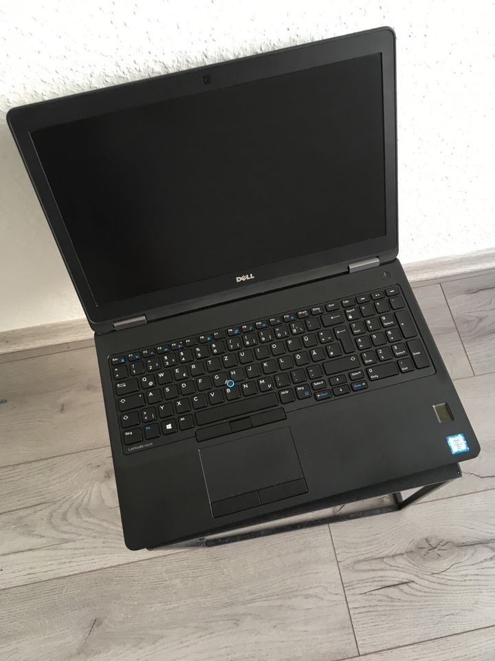 Dell E5570 Notebook Laptop 16gb 256gb SSD 15.4 zoll in Solingen