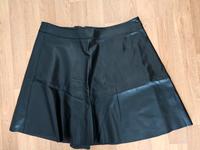 H&M Leder /Lack Rock Gr.40  wie neu Köln - Rath-Heumar Vorschau