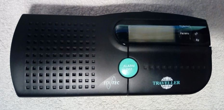 Uhrenradio FM Radiowecker EDUTEC TRAVELLER in Püttlingen