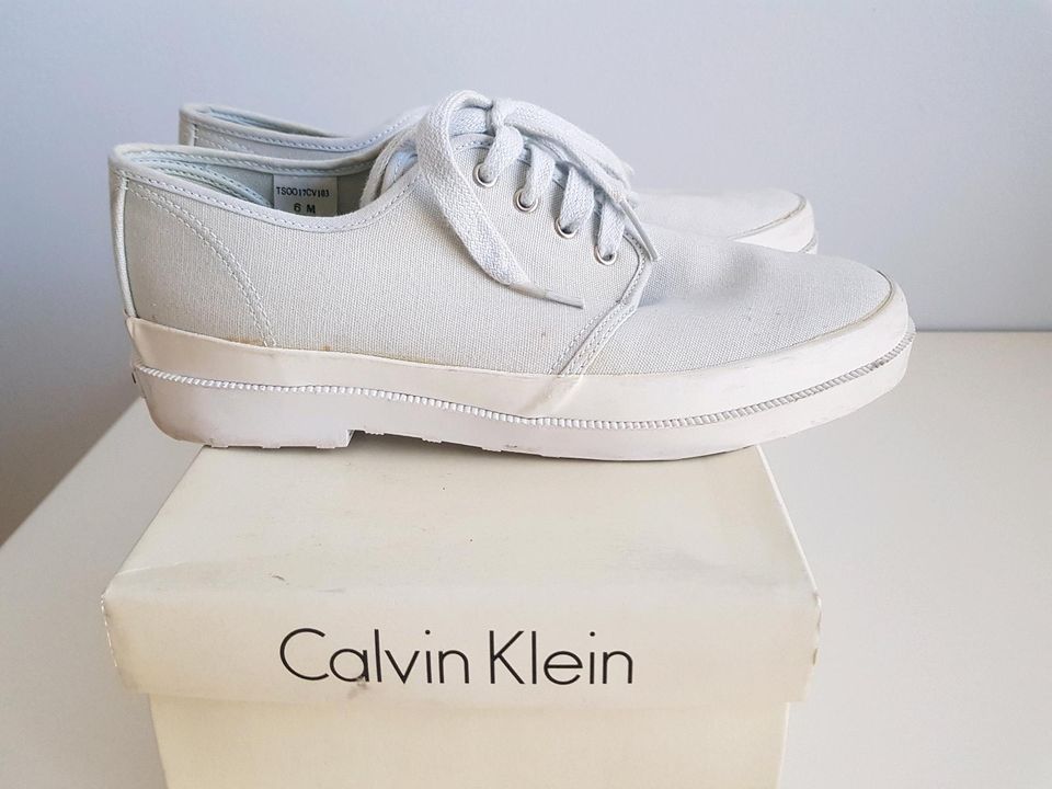 Sneaker Calvin Klein 6 M 36 37 hellblau in Bargteheide