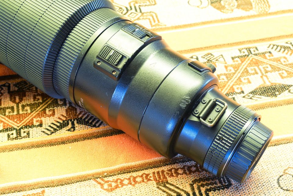 Vermietung Nikon Nikkor 600mm f/4D ED-IF ll AF-S Objektiv in Egenhofen