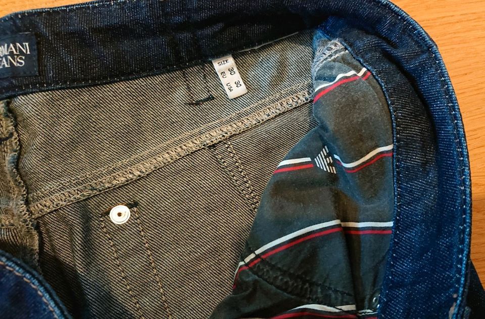 Armani Jeans Damen size 30 in Königsbrunn