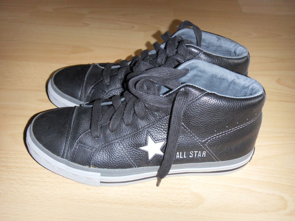 Converse All Star Mid Leather Leder Blau Gr.39 in Hamburg