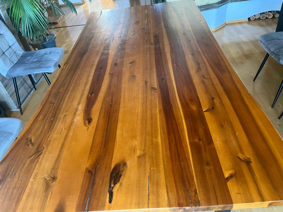 Tisch Massiv Holz in Villingen-Schwenningen