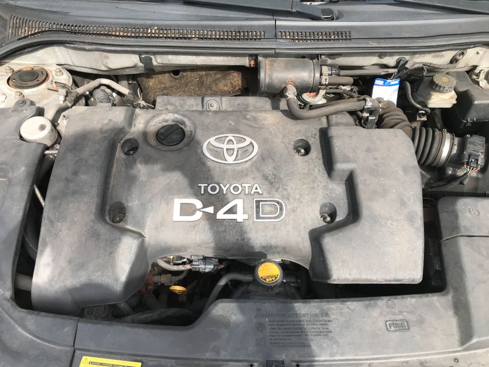 Toyota Avensis 2.0 D-4D Executive *Klima* *Xenon* *SHZ* in Hamburg