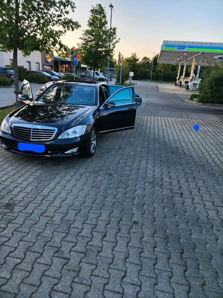 Mercedes-Benz s-klasse AMG Vollleder Tüv neu in München