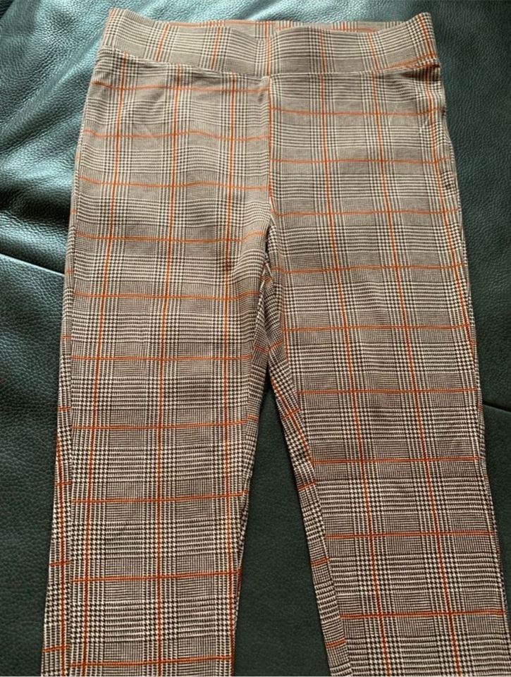 Leggings NEU Gr. M Amisu beige orange kariert Karomuster in Cham