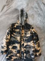 Jacke Parka Jungs camouflage grün Gr. 158-164 Frankfurt am Main - Fechenheim Vorschau