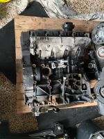 Ich verkaufe defekte Motoren 2xAVQ 74 kw TDI+ 1xBRU 90 kw Nordrhein-Westfalen - Herzogenrath Vorschau