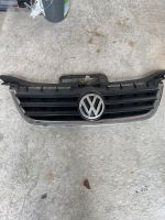 VW Touran Kühlergrill Baden-Württemberg - Bodnegg Vorschau