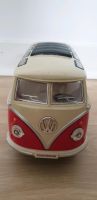 Rotes Modell-Auto VW Bus Typ Mecklenburg-Vorpommern - Stralsund Vorschau