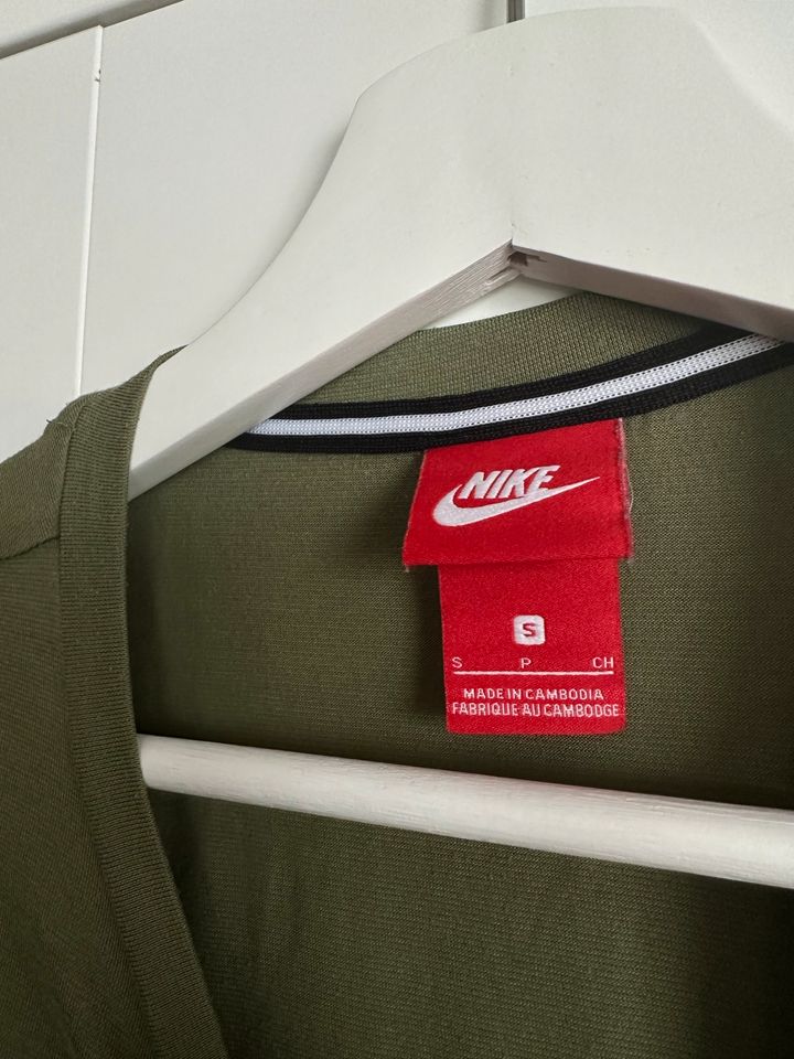 Nike Tshirt/Oberteil in Oschatz