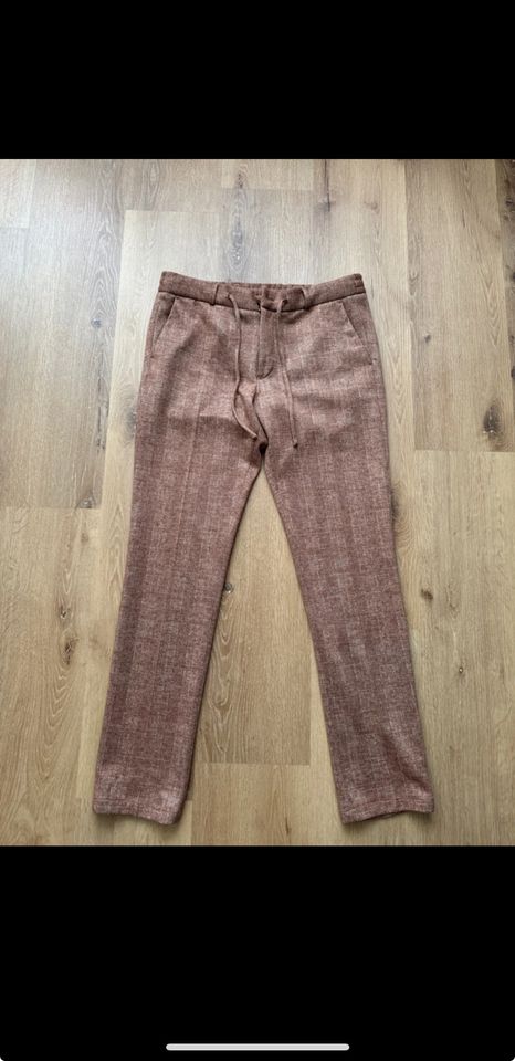 Chino Hose von Zuitable in Leutershausen