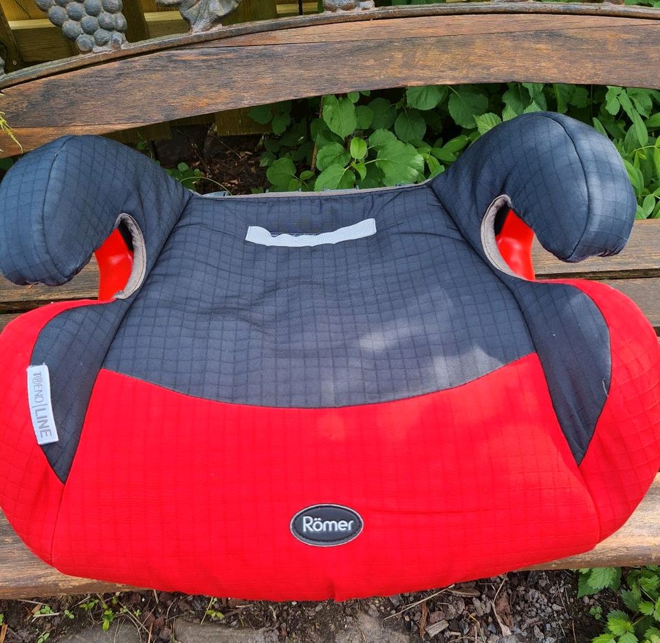 Römer Kidfix Kindersitz 15 - 36 Kg in Dassow