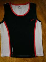 Nike Damen Shirt Top XL schwarz/weiß/rot Brandenburg - Finsterwalde Vorschau
