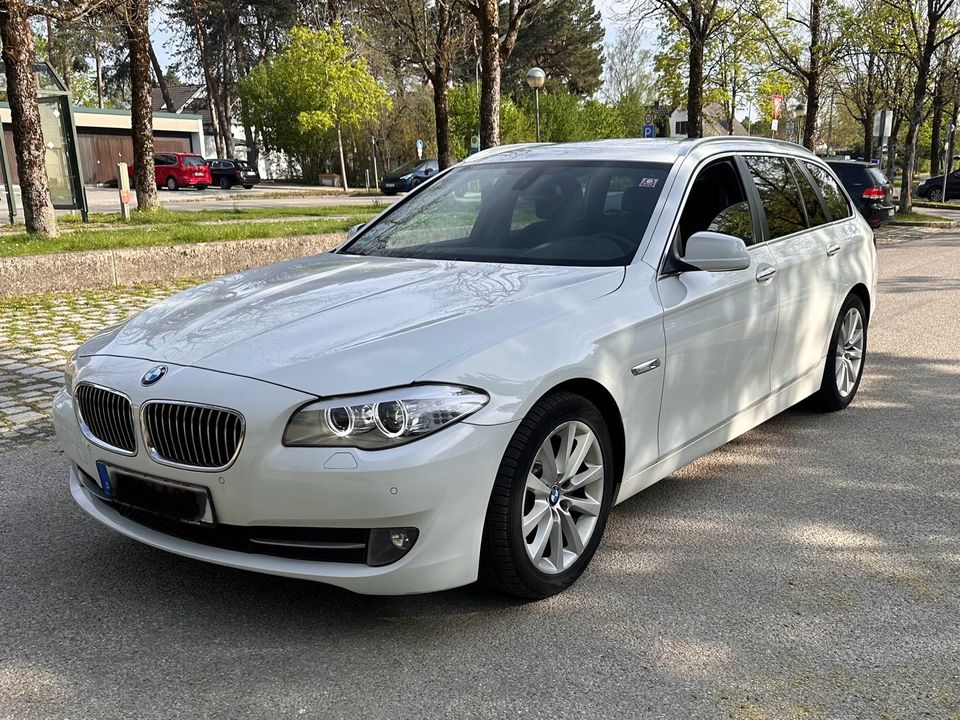 BMW 520 d F11 Service NEU in Ottobrunn