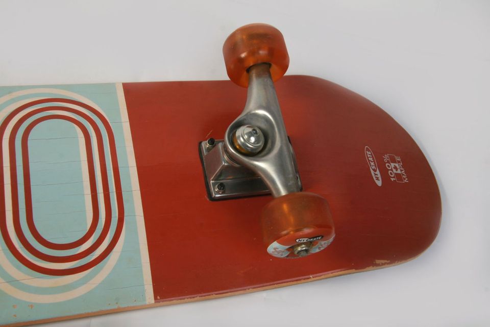 Skateboard Hy Skate Ahorn neuwertig sandfarben/mint vintage.90er in Berching