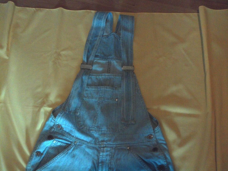 Jeans Latzhose Gr. S 100% Baumwolle wie neu in Schriesheim