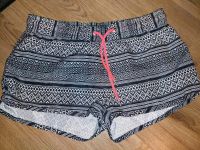 Süße Shorts/ Badeshorts Damen schwarz/weiß gemustert Thüringen - Sünna Vorschau