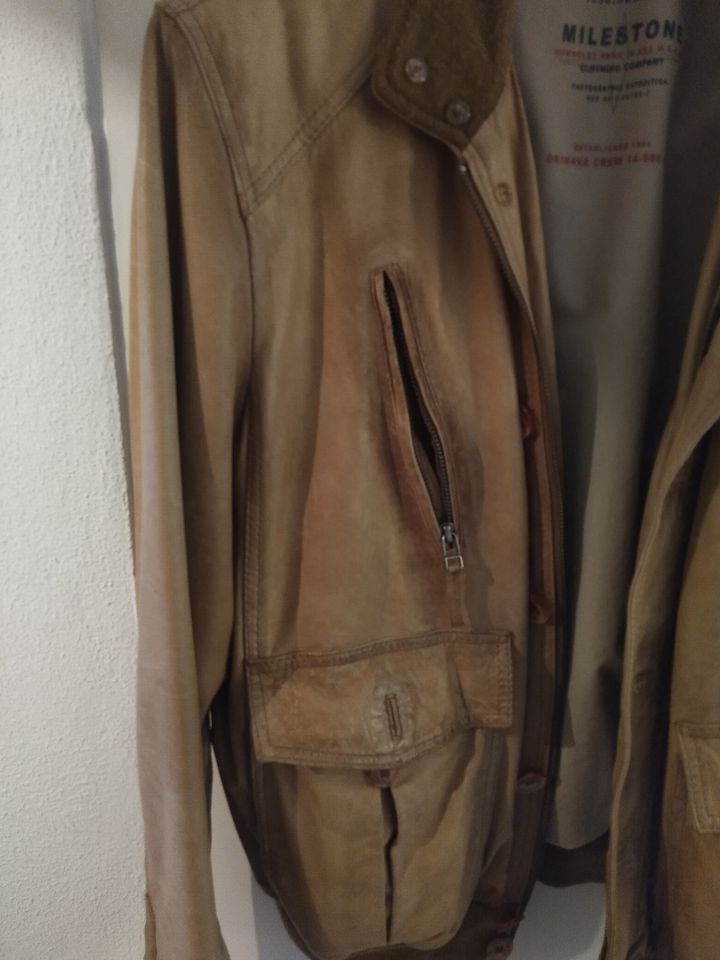 Biete hier eine Lederjacke Cognac, Gr. 50 / M * Camelfarbige * an in Arnstorf