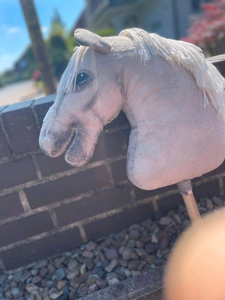 Verkaufe hier dieses Hobby Horse Lucky in Garrel