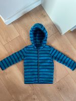 Tolle leichte Baby Jacke Fleecejacke mit Kapuze Gr. 92 Nordrhein-Westfalen - Nieheim Vorschau