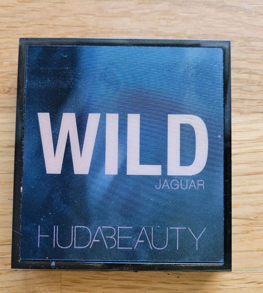 Huda Beauty Wild Jaguar in Berlin