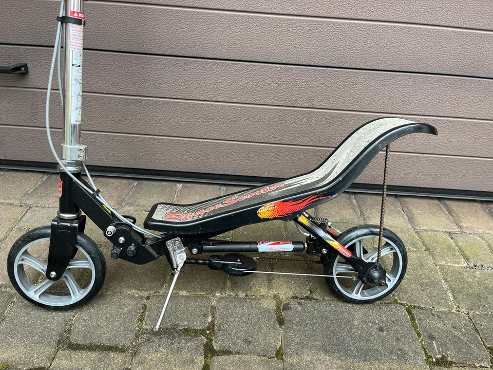 Space Scooter / Roller mit Tretantrieb / Wippantrieb in Dortmund