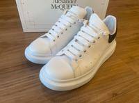 Alexander Mcqueen München - Milbertshofen - Am Hart Vorschau