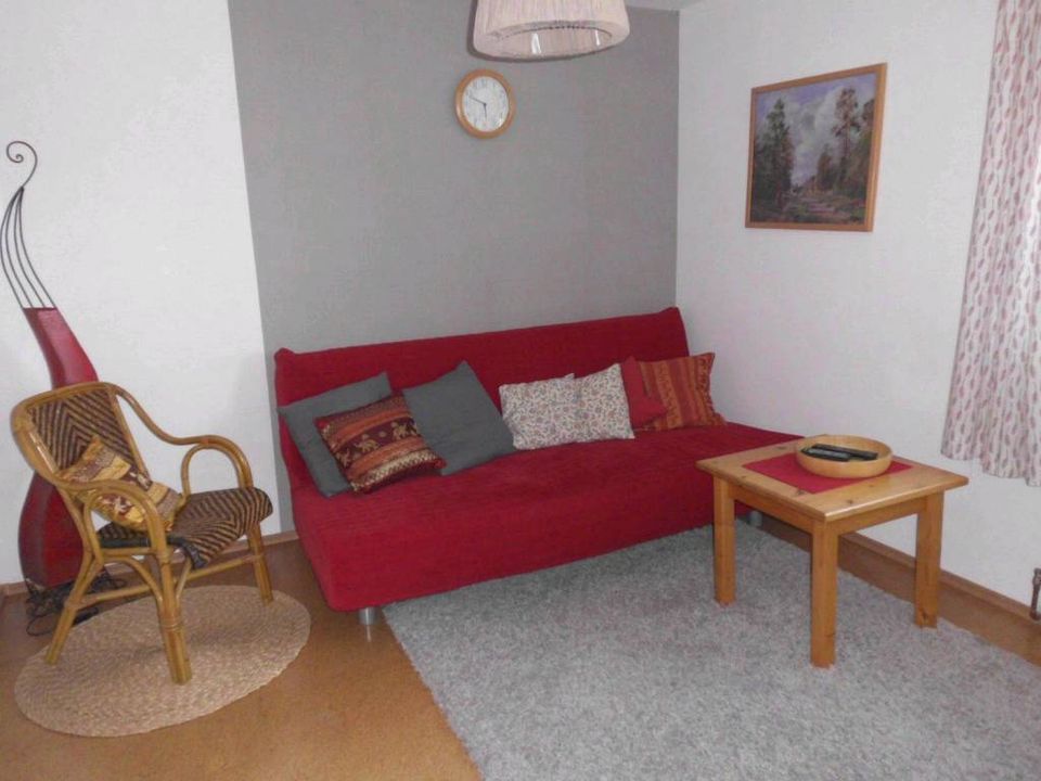 Beddinge Schlafsofa IKEA 140 x 200 cm mit Bettkasten rot in Nürnberg (Mittelfr)