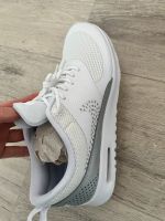 NEUE Nike Air Max Größe 40 USA Swarovski Edition Glitzersteine Hannover - Döhren-Wülfel Vorschau