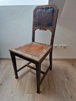 Alter und stabiler Stuhl mit Lederbezug Bayern - Rothenburg o. d. Tauber Vorschau