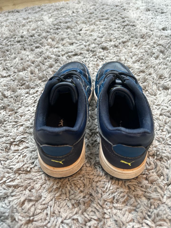 Puma Sneaker Schuhe für Kinder in Größe 34 Jungen in Gründau