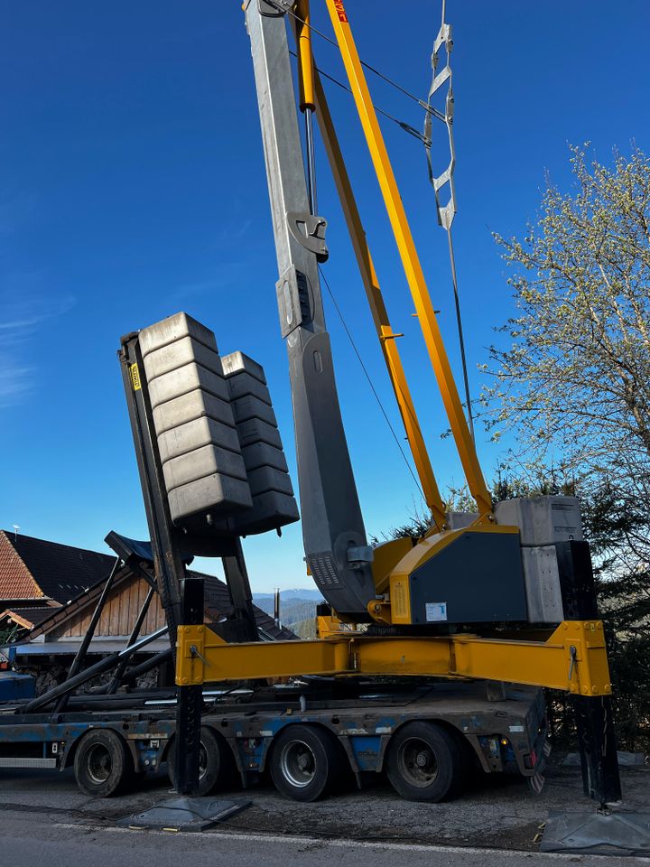 Hochbaukran , Baumaschinen gebraucht in Freiburg im Breisgau