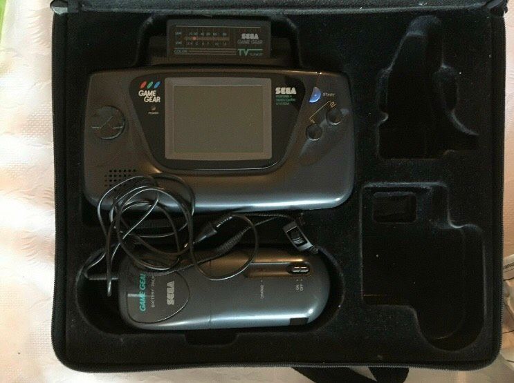 Sega Game Gear, mit Battery pack, TV Tuner Pack Tasche und Spiele in München