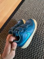 Nike Schuhe Baby Blau Größe 22 top Zustand Sachsen - Chemnitz Vorschau