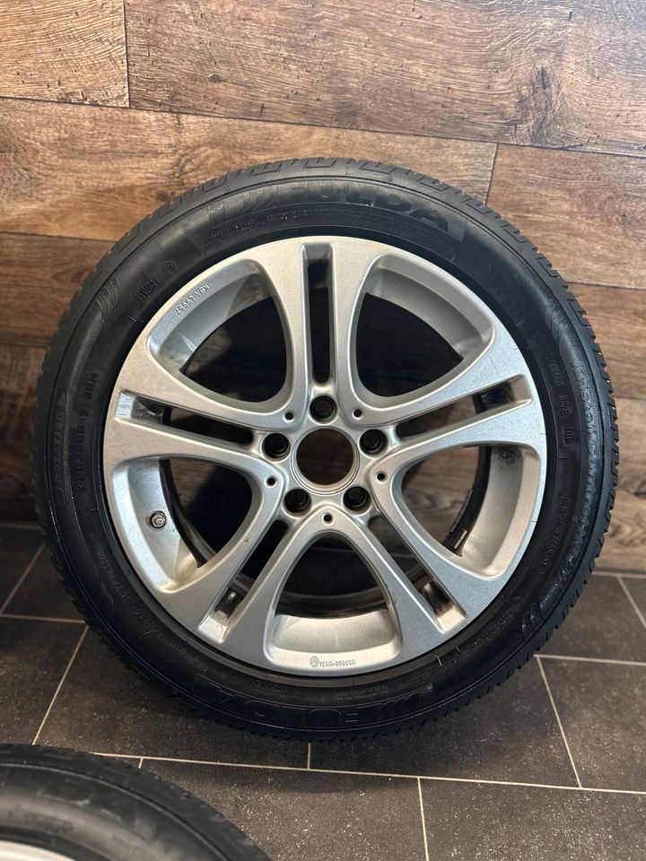 Winterreifen Winterräder Alufelgen 225 50 R17 W204 C Klasse 5x112 in Halle