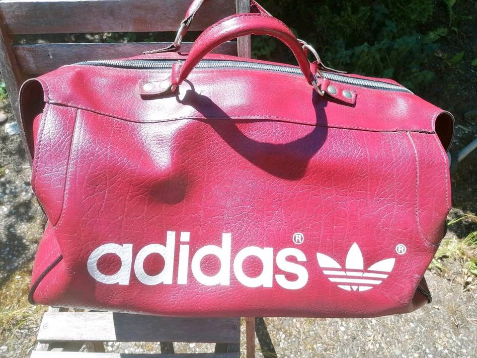 Adidas Vintage Reise Tasche Sport Bag in Bielefeld