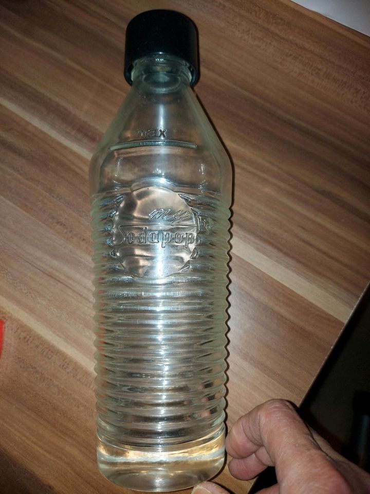 Sodapop Flasche in Feucht