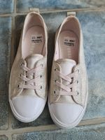 Damen Schuhe Converse Chuck Slipper Ballet Sneaker Gr.37,5 Neu Nordrhein-Westfalen - Lüdenscheid Vorschau