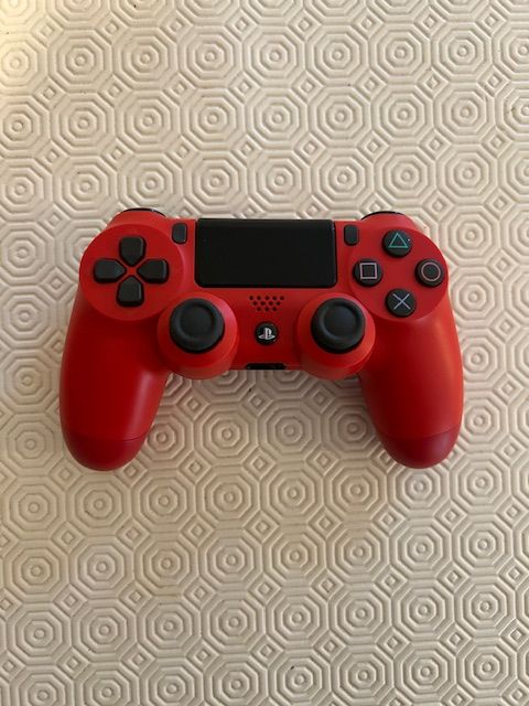 PS4 Controller blau/rot/schwarz/weiß in Rellingen