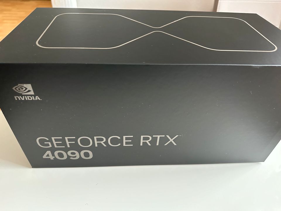nVidia GeForce RTX 4090 - Founders Edition | Grafikkarte in Aachen