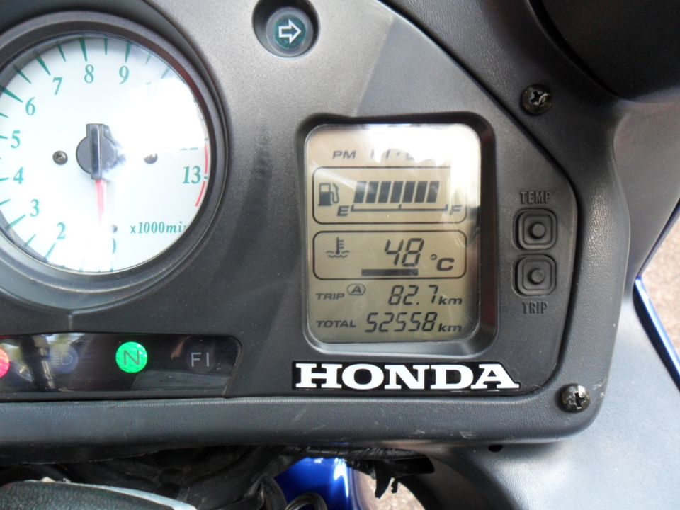 Honda VFR 800 FI in Wilsdruff