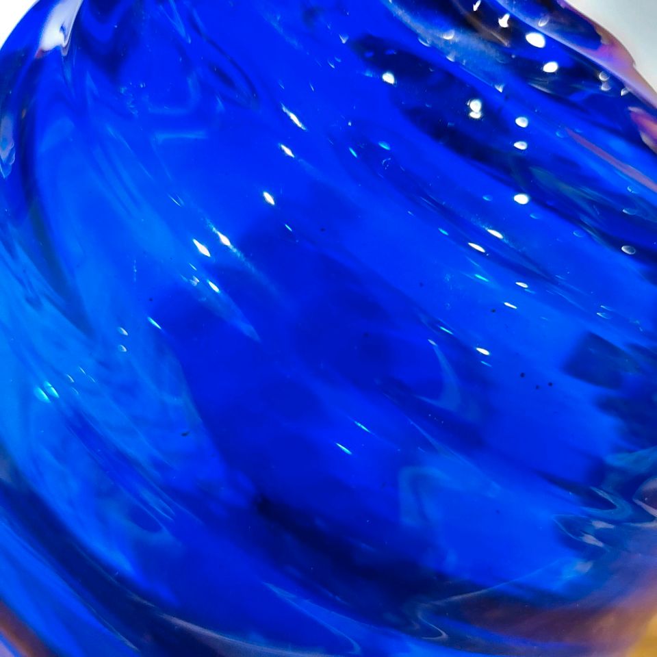 Kobaltblaue Glas Vase wunderschön ca 24cm hoch Sammler Liebhaber in Groß-Gerau