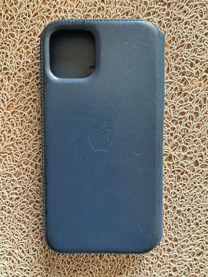 Gebrauchtes iPhone 11 Pro 64 GB in schwarz in Ratingen